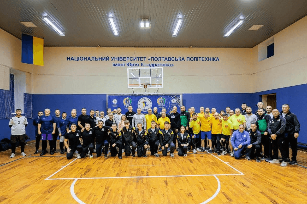 Сила духу, єдність і незламність: у Полтавській політехніці відбувся чемпіонат області з волейболу сидячи